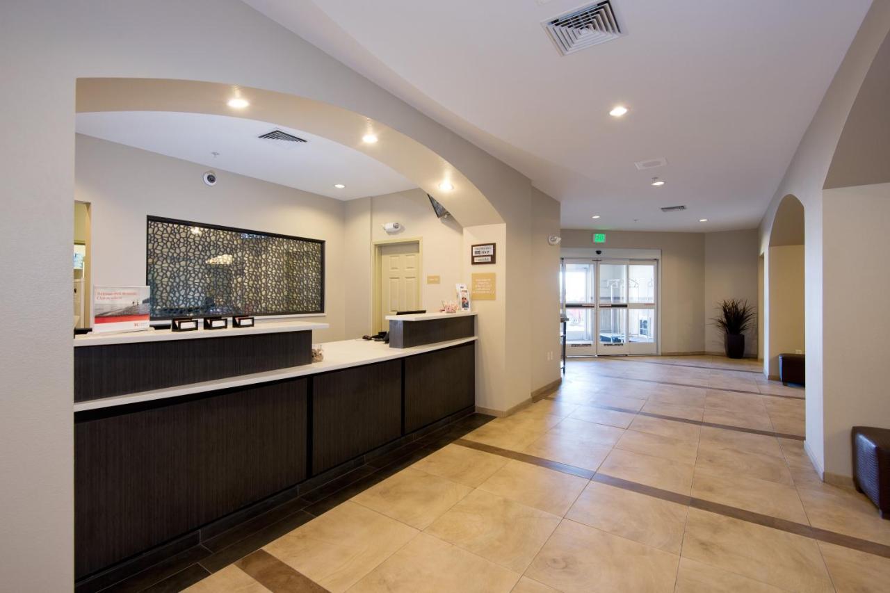 Candlewood Suites Greeley By Ihg Exterior photo
